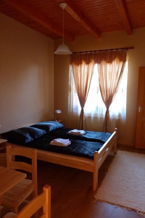 Tordai Vendégház Bihartorda Quarto foto